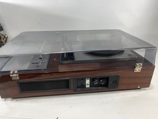 ANTIGUO TOCADISCOS EMINENCE