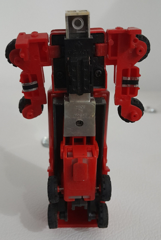 MC Toy Mega Motobot Transformers Dynabot Camion