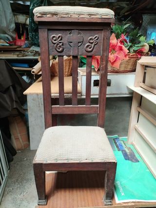 Silla o butaca antigua