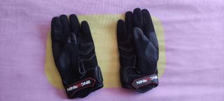 Conjunto chaqueta y guantes para moto