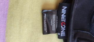 Conjunto chaqueta y guantes para moto