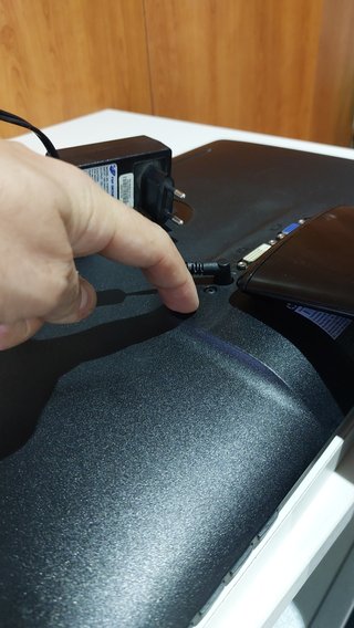 monitor HP 2011X