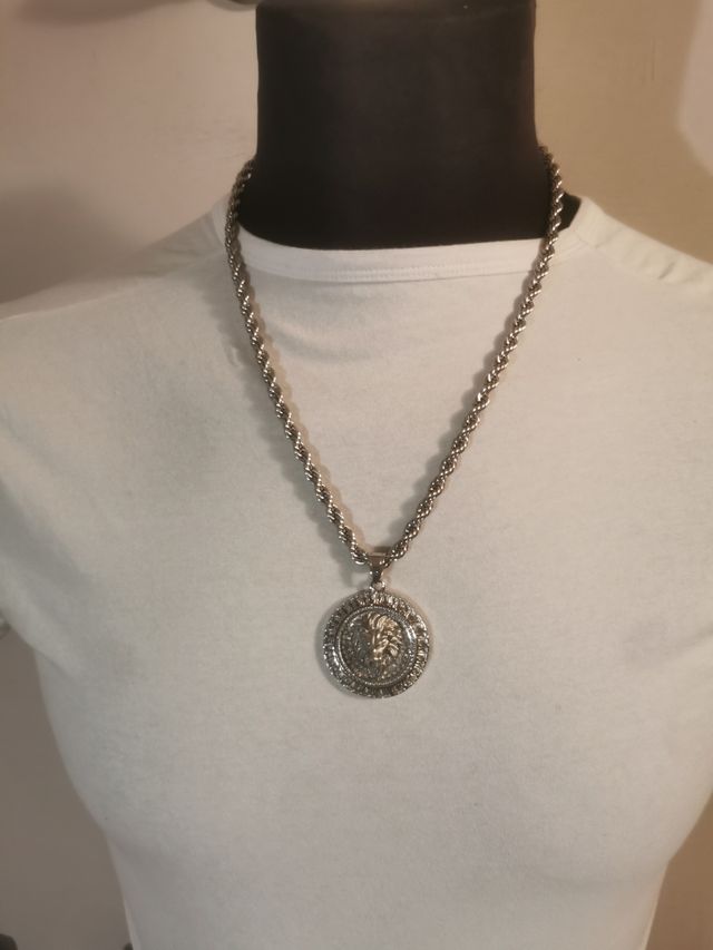Collana uomo leone in rilievo metallo
