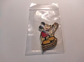 Mickey Mouse. Imán antiguo