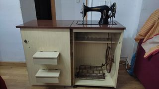 MAQUINA COSER VINTAGE
