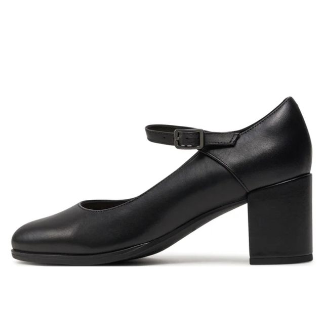 Zapatos Clarks negros