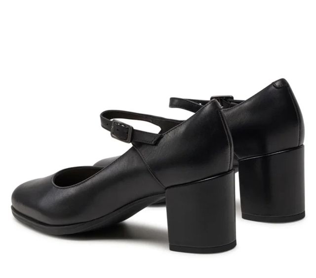 Zapatos Clarks negros