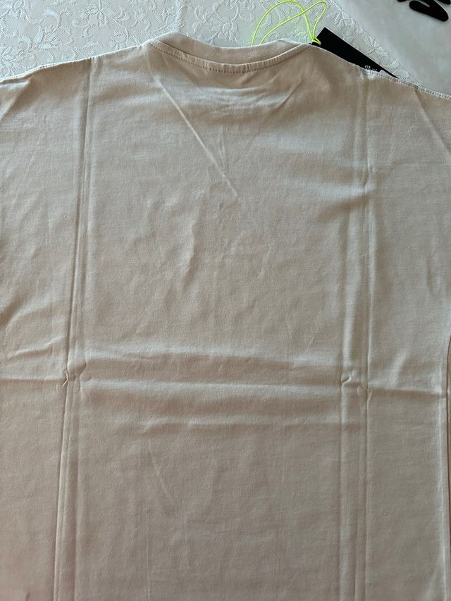 T-shirt Disclaimer beige per 14 anni