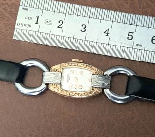 Reloj Joya Vintage HERMES de Mujer de Oro Estuche