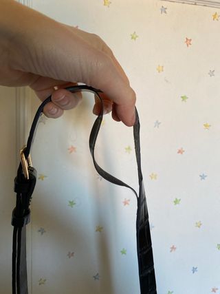 Bolso Parfois negro hebilla dorada