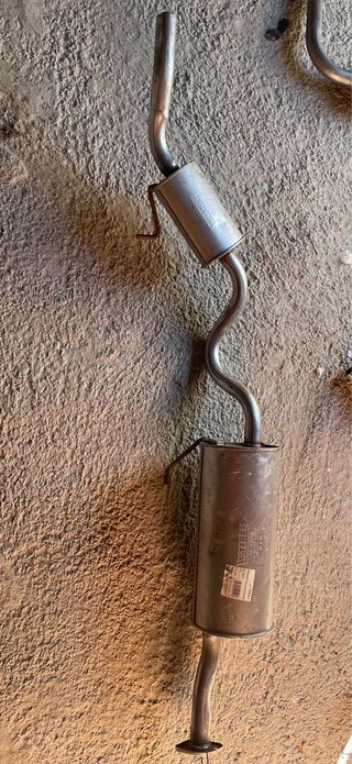 Silencioso intermedio y final Nissan Serena