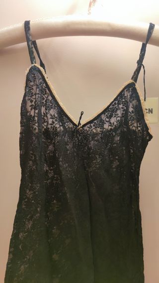 Camisón puntilla negro