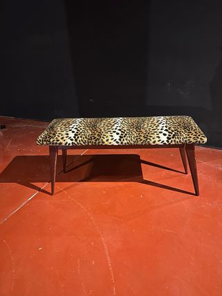 TABURETE MADERA TAPIZADO