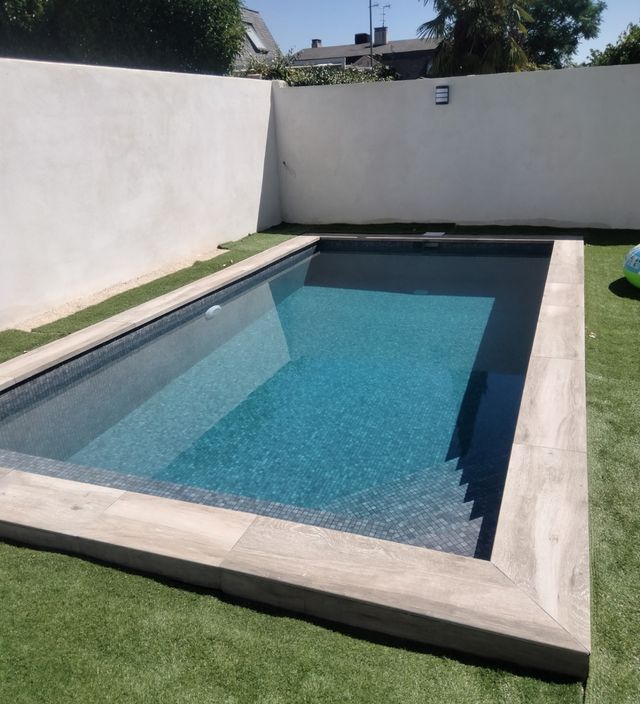 PISCINAS CONSTRUCCIÓN