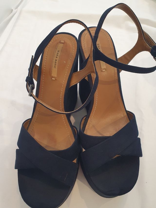 Sandalias Zara ante azul marino