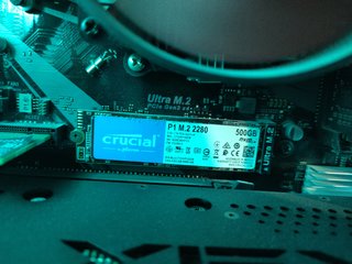 PC gaming media/alta fascia