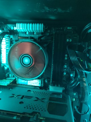 PC gaming media/alta fascia