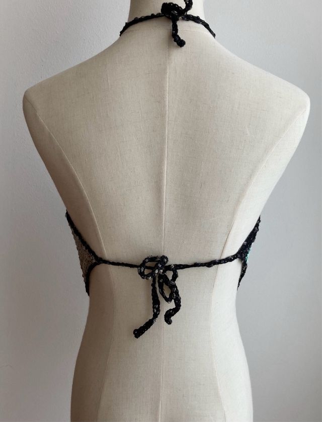 Top estivo a spalle scoperte