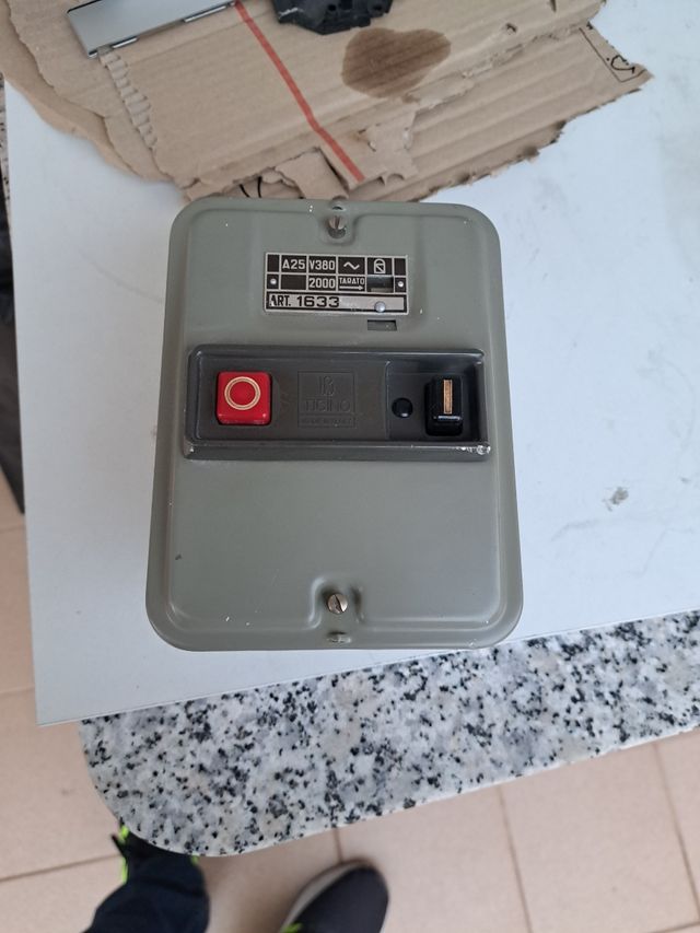 Interruptor Automático