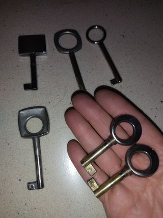 Llaves de armarios antiguas