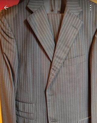 2 Trajes 1 Massimo Dutti y otro Zara 