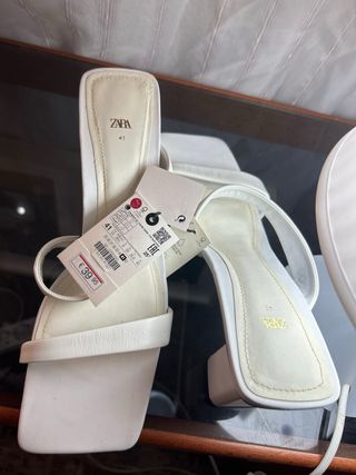 ZARA SANDALIAS
