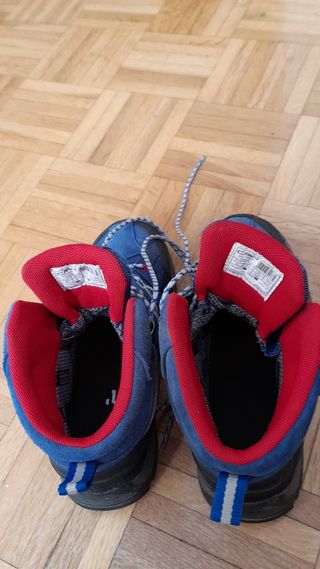 BOTAS DE MONTAÑA