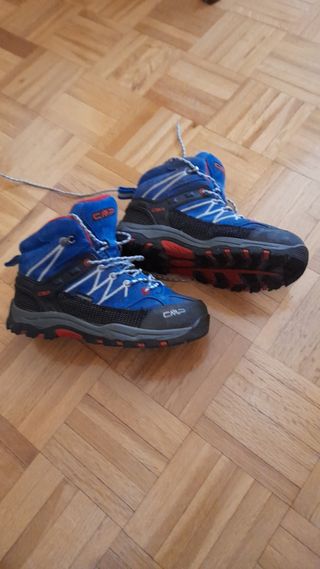 BOTAS DE MONTAÑA