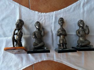 Figuras de bronce