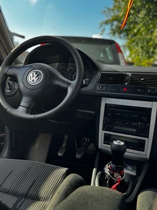Volkswagen Golf 2004
