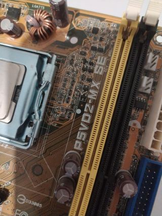 Placa base 775