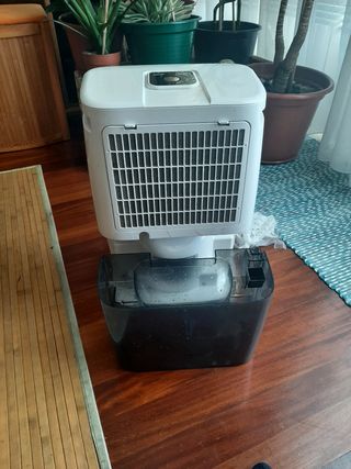 ARTROM 12L.DESHUMIDIFICADOR