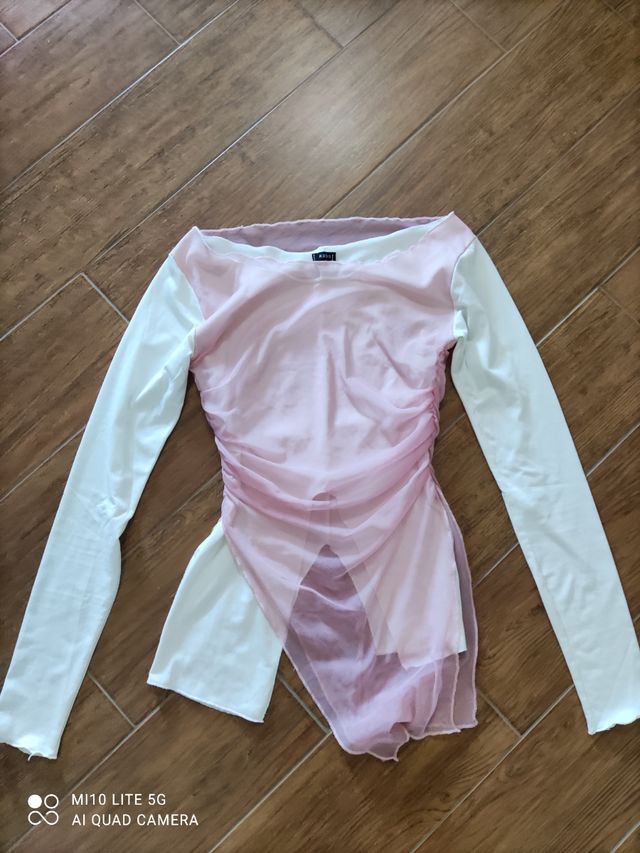 Maglietta elegante ragazza