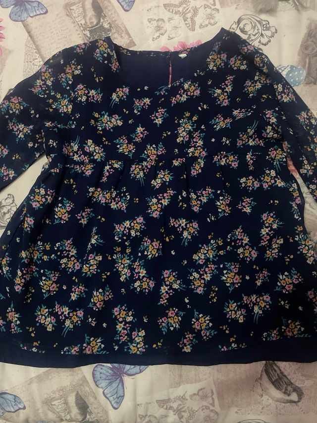 Camiseta de vestir niña