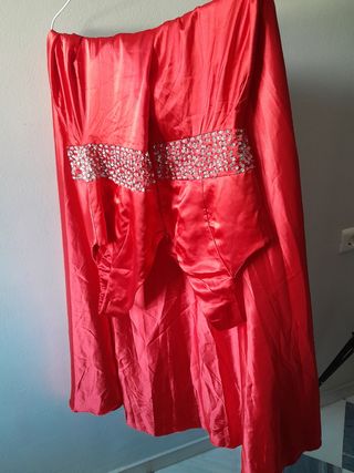 Vestido de fiesta talla XL.