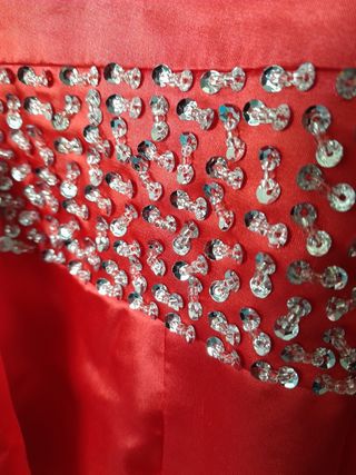 Vestido de fiesta talla XL.