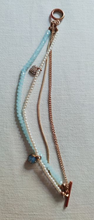 Pulsera perlas y abalorios verde agua