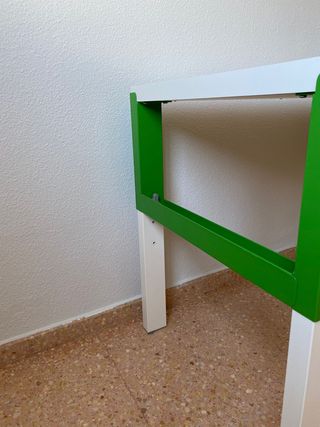 Escritorio pahl ikea  como nuevo con estanteria