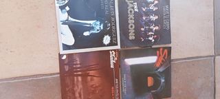24 Singles vinilos antiguos y variados
