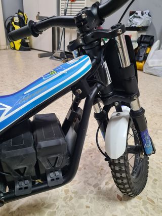 Moto Eléctrica Mecatecno T8