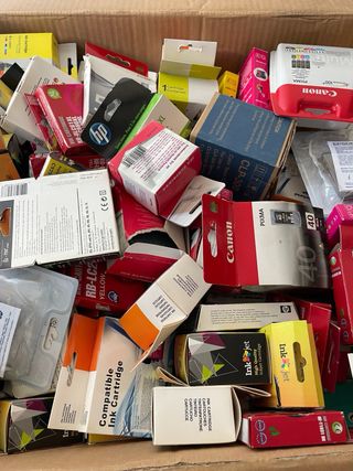 ¡MERCADILLO!  LOTE tintas, informatica, fundas...