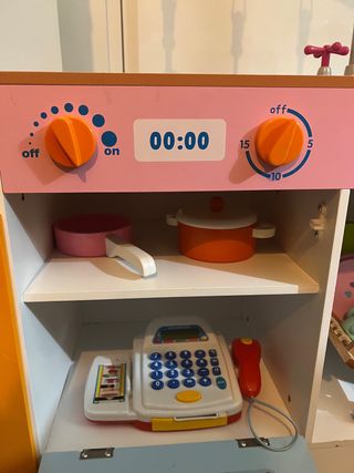 Cocinita juguete madera con  muchos accesorios