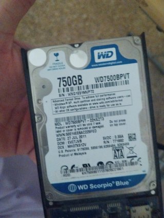 disco duro 2.5 sata 750gb