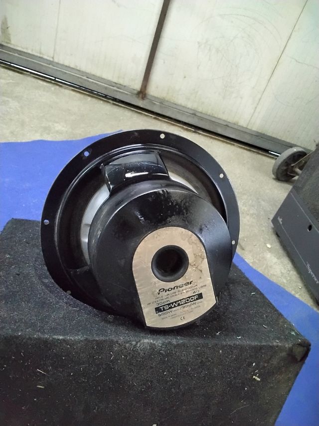 bombo coche  200wats rms