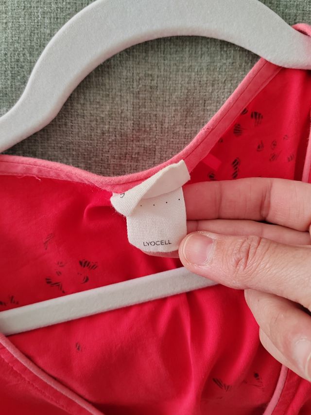 Mono rojo skfk