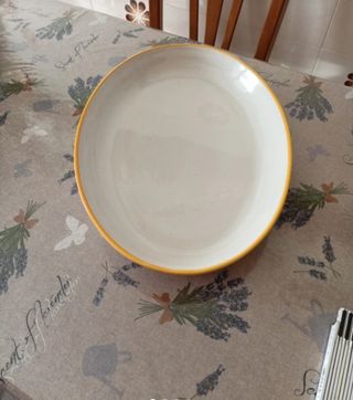 Vassoio ceramica bianca