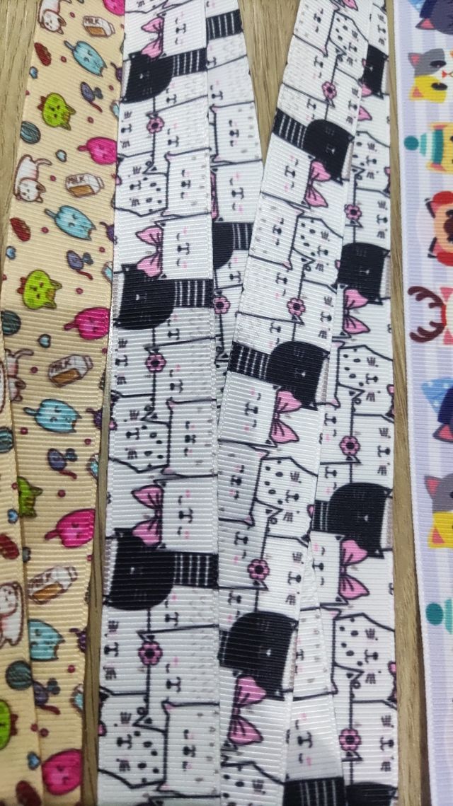 Cinta cuello porta llaves. Llavero. Cuelga llaves.