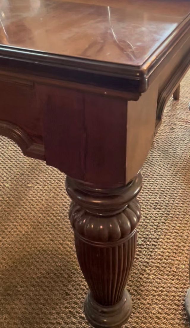 Mesa de nogal español 150x150