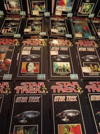 STAR TREK COLLEZIONE DE AGOSTINI 47 VHS +  40 libr