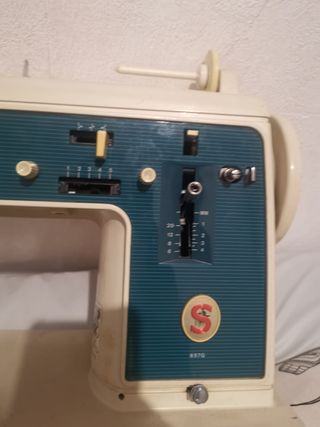 Máquina de coser